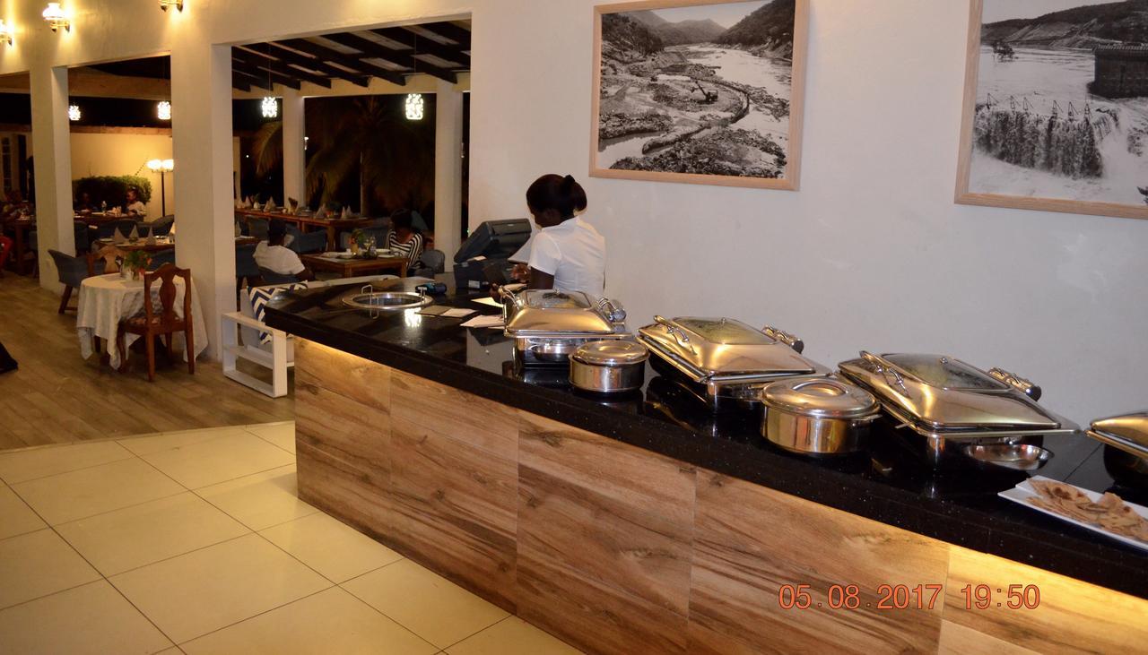 Lake Kariba Inns Сиавонга Экстерьер фото
